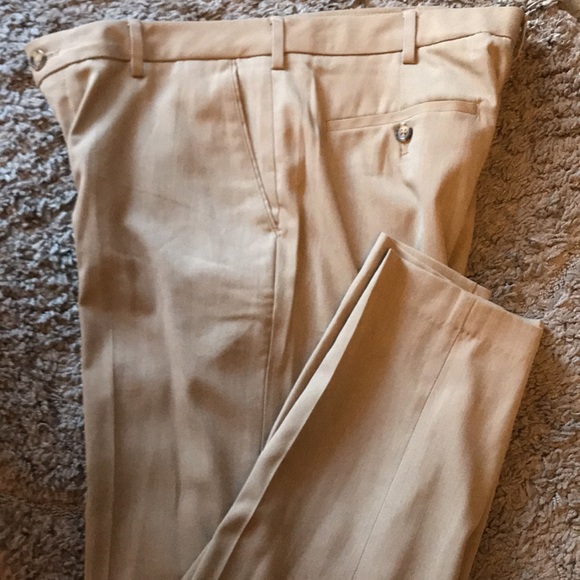 Van Heusen Men's Dress Slacks, Straight Fit, Tan, Size 33 x 32 - Picture 1 of 6